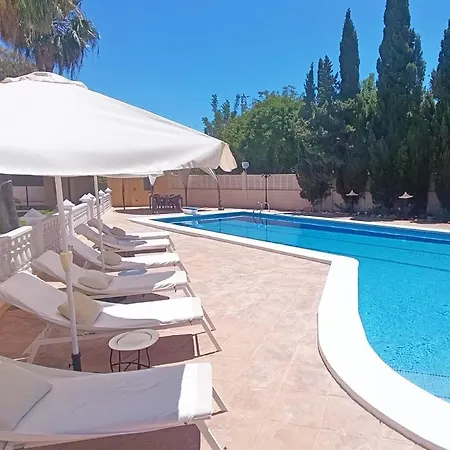 Villa Ruly