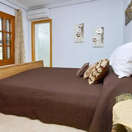 Ruly Villa